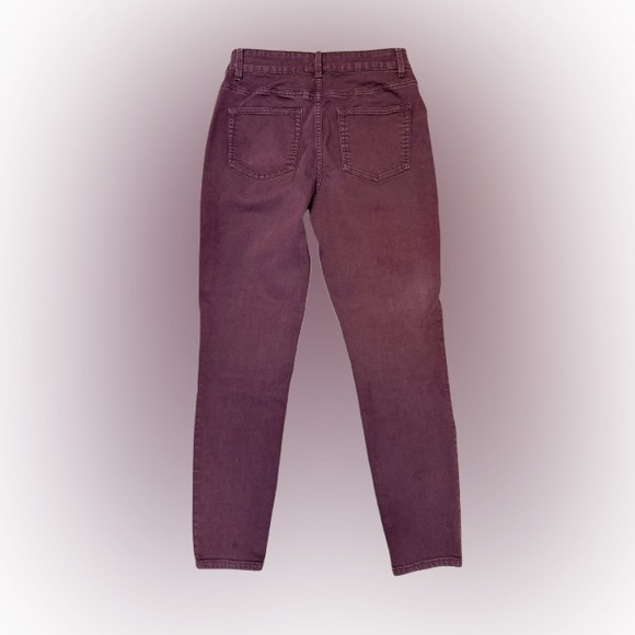 Maurice’s Purple Plum Hi-Rise Stretch Jeans Size Medium Regular 28” Inseam - Picture 2 of 4